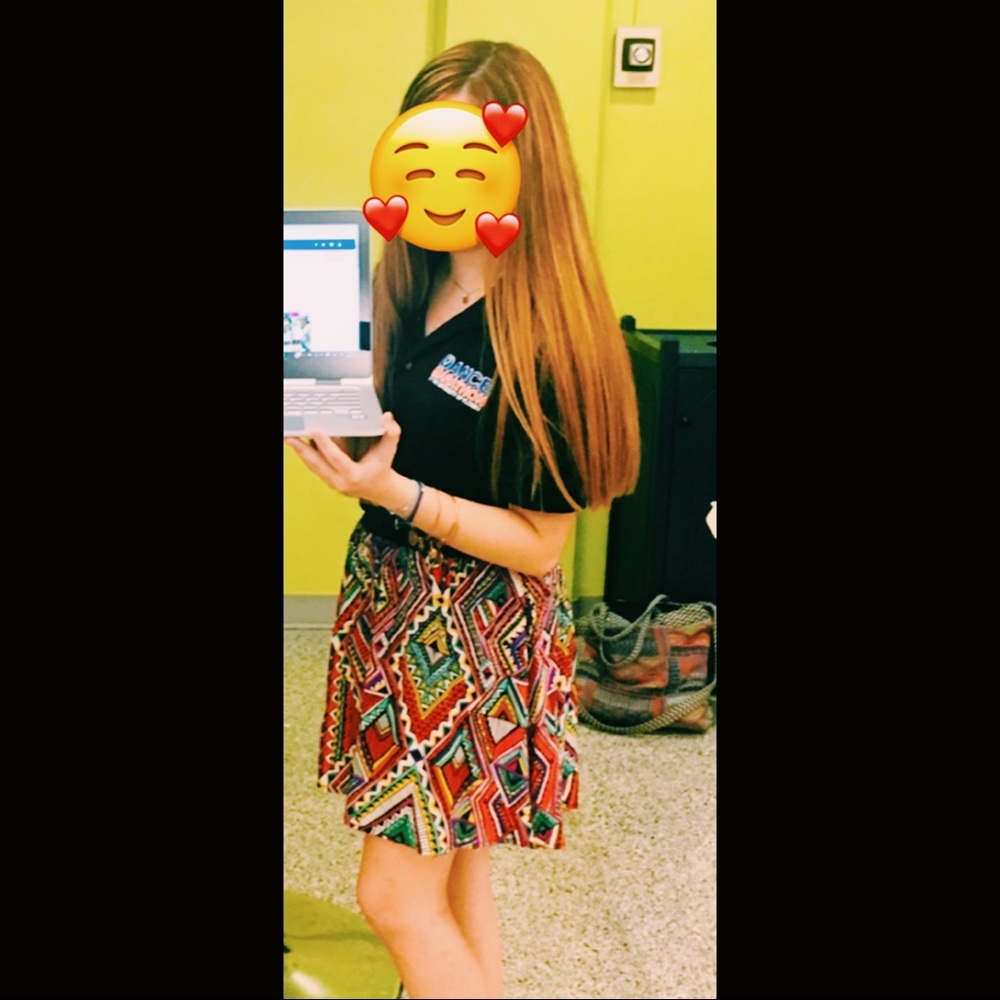 Material Girl Tribal Print Zipper Mini Skirt - Picture 4 of 4